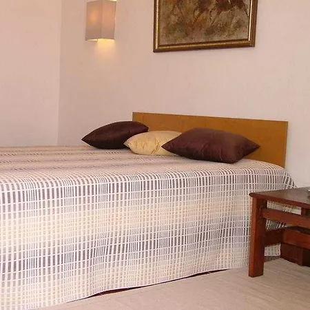 Vilanova 3* Αλμπουφέιρα