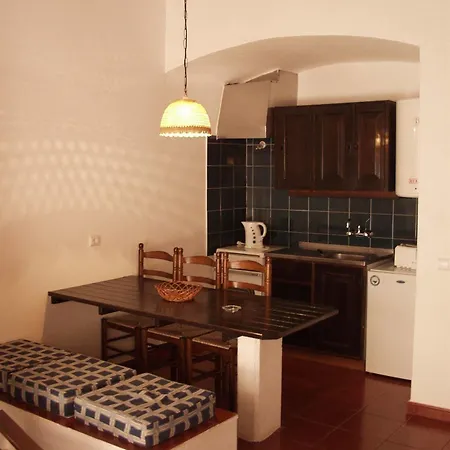 Vilanova 3* Αλμπουφέιρα
